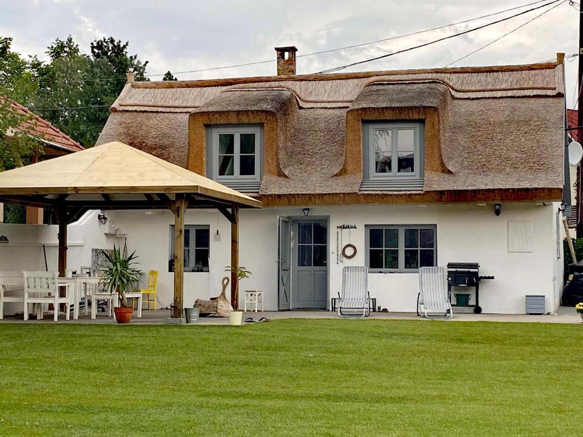 Ferienwohnung Velelak Velence Exterior foto